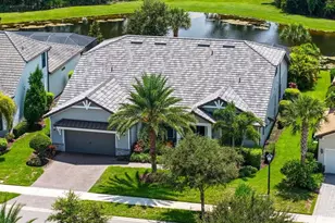 7997 Grande Shores Dr, Lakewood Ranch, FL 34240 - Photo 12