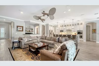 7997 Grande Shores Drive, Lakewood Ranch, FL 34240 - Photo 6