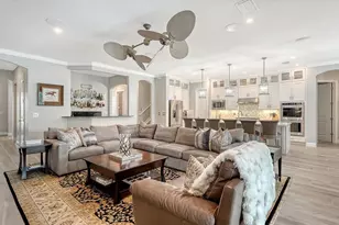 7997 Grande Shores Dr, Lakewood Ranch, FL 34240 - Photo 6