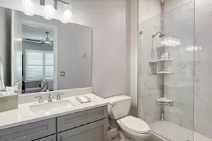 7997 Grande Shores Dr, Lakewood Ranch, FL 34240 - Photo 38