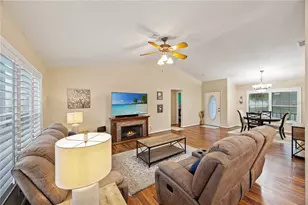 12167 Warwick Cir, Parrish, FL 34219 - Photo 12