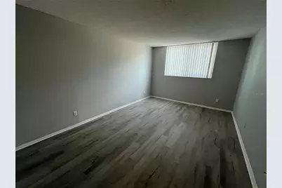 2700 Coconut Bay Lane #429 (2K), Sarasota, FL 34237 - Photo 6