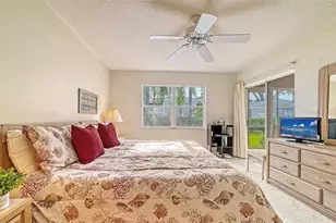5655 Sheffield Greene Cir, Sarasota, FL 34235 - Photo 12