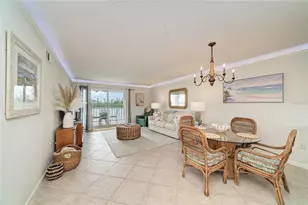 9393 Midnight Pass Rd, Sarasota, FL 34242 - Photo 14