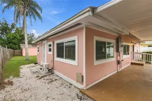 304 Mt Pleasant Rd, Nokomis, FL 34275 - Photo 24