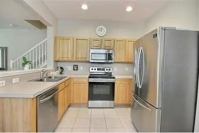 8238 72nd St E, Bradenton, FL 34201 - Photo 4