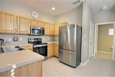 8238 72nd St E, Bradenton, FL 34201 - Photo 2