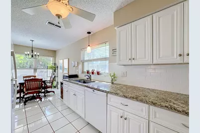 6010 Courtside Drive, Bradenton, FL 34210 - Photo 16