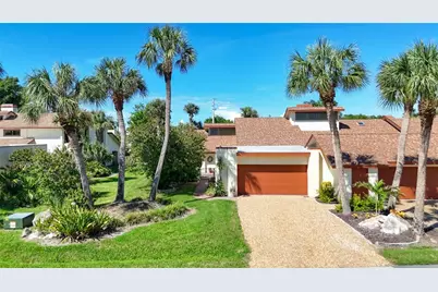 6010 Courtside Drive, Bradenton, FL 34210 - Photo 2
