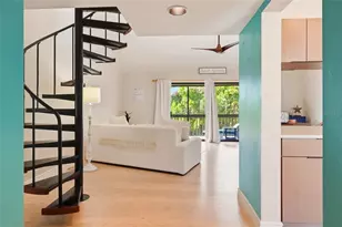 109 Woodland Pl, Osprey, FL 34229 - Photo 2