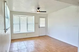 3724 Taro Pl, Sarasota, FL 34232 - Photo 4