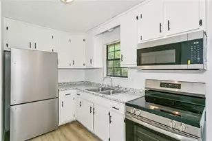 412 Hancock Ln, Pensacola, FL 32503 - Photo 4
