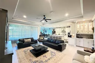 5769 Long Shore Loop, Sarasota, FL 34238 - Photo 6