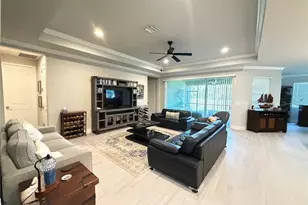 5769 Long Shore Loop, Sarasota, FL 34238 - Photo 4
