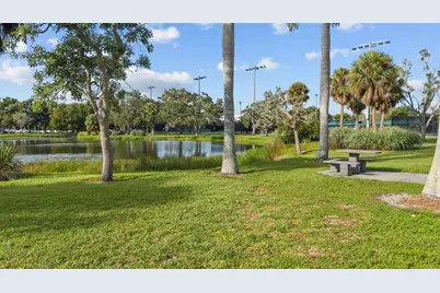 2520 E Milmar Drive, Sarasota, FL 34237 - Photo 42