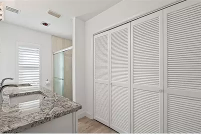 7215 Westmoreland Drive, Sarasota, FL 34243 - Photo 14
