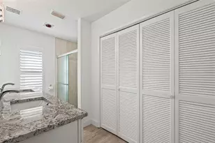 7215 Westmoreland Dr, Sarasota, FL 34243 - Photo 14