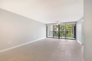 3262 Cross Creek Dr, Sarasota, FL 34231 - Photo 6