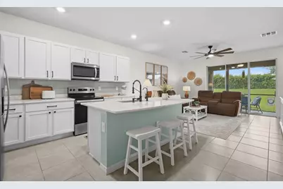 17668 Crescent Moon Loop, Bradenton, FL 34211 - Photo 4