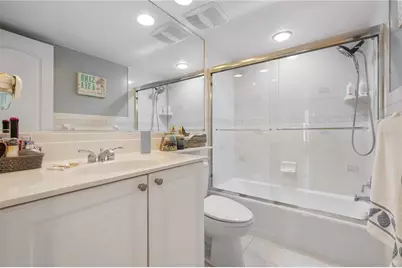 3806 Gulf Of Mexico Drive #C209, Longboat Key, FL 34228 - Photo 16