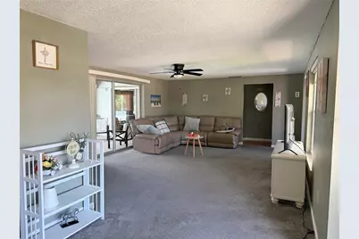 318 Venice East Boulevard, Venice, FL 34293 - Photo 14