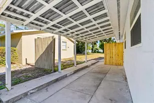 6243 Carlton Ave, Sarasota, FL 34231 - Photo 4