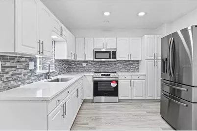 6243 Carlton Avenue, Sarasota, FL 34231 - Photo 8