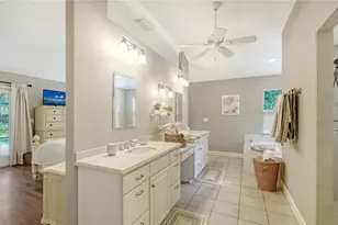 2166 Sylvan Lea Dr, Sarasota, FL 34240 - Photo 30
