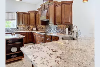 210 166th Street NE, Bradenton, FL 34212 - Photo 10
