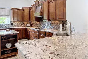 210 166th St NE, Bradenton, FL 34212 - Photo 10