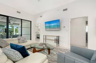 556 N Washington Dr, Sarasota, FL 34236 - Photo 12