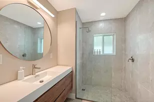 556 N Washington Dr, Sarasota, FL 34236 - Photo 32