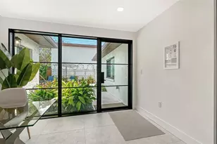 556 N Washington Dr, Sarasota, FL 34236 - Photo 8