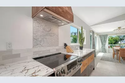 556 N Washington Drive, Sarasota, FL 34236 - Photo 18
