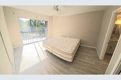 1650 Pine Tree Lane #204, Sarasota, FL 34236 - Photo 10
