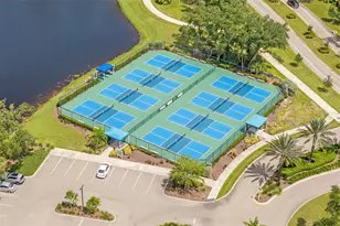 21620 Avon Park Ct, Venice, FL 34293 - Photo 54