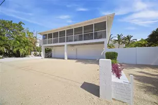 254 Gladiolus St, Anna Maria, FL 34216 - Photo 1