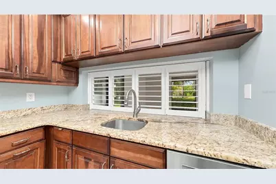 4802 Kestral Park Circle #22, Sarasota, FL 34231 - Photo 8