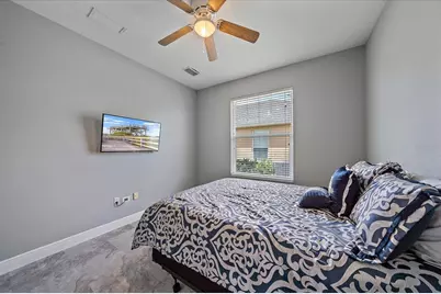 8015 Spring Marsh Drive, Bradenton, FL 34201 - Photo 18