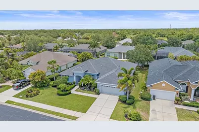 8015 Spring Marsh Drive, Bradenton, FL 34201 - Photo 4