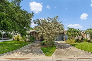 3607 47th Ave W, Bradenton, FL 34210 - Photo 1