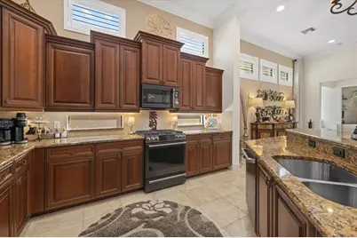 7651 Portstewart Drive, Lakewood Ranch, FL 34202 - Photo 30
