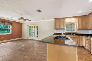 4090 Groveland Ave, Sarasota, FL 34231 - Photo 6