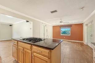 4090 Groveland Ave, Sarasota, FL 34231 - Photo 10