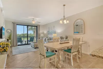 17006 Vardon Terrace #305, Bradenton, FL 34211 - Photo 4