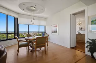 1241 Gulf of Mexico Dr, Longboat Key, FL 34228 - Photo 10