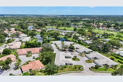 3032 Ringwood Meadow #17, Sarasota, FL 34235 - Photo 40