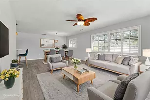 1647 Southwood St, Sarasota, FL 34231 - Photo 10