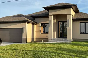 10446 Atenia St, Port Charlotte, FL 33981 - Photo 2