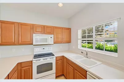 13068 Tigers Eye Dr, Venice, FL 34292 - Photo 8